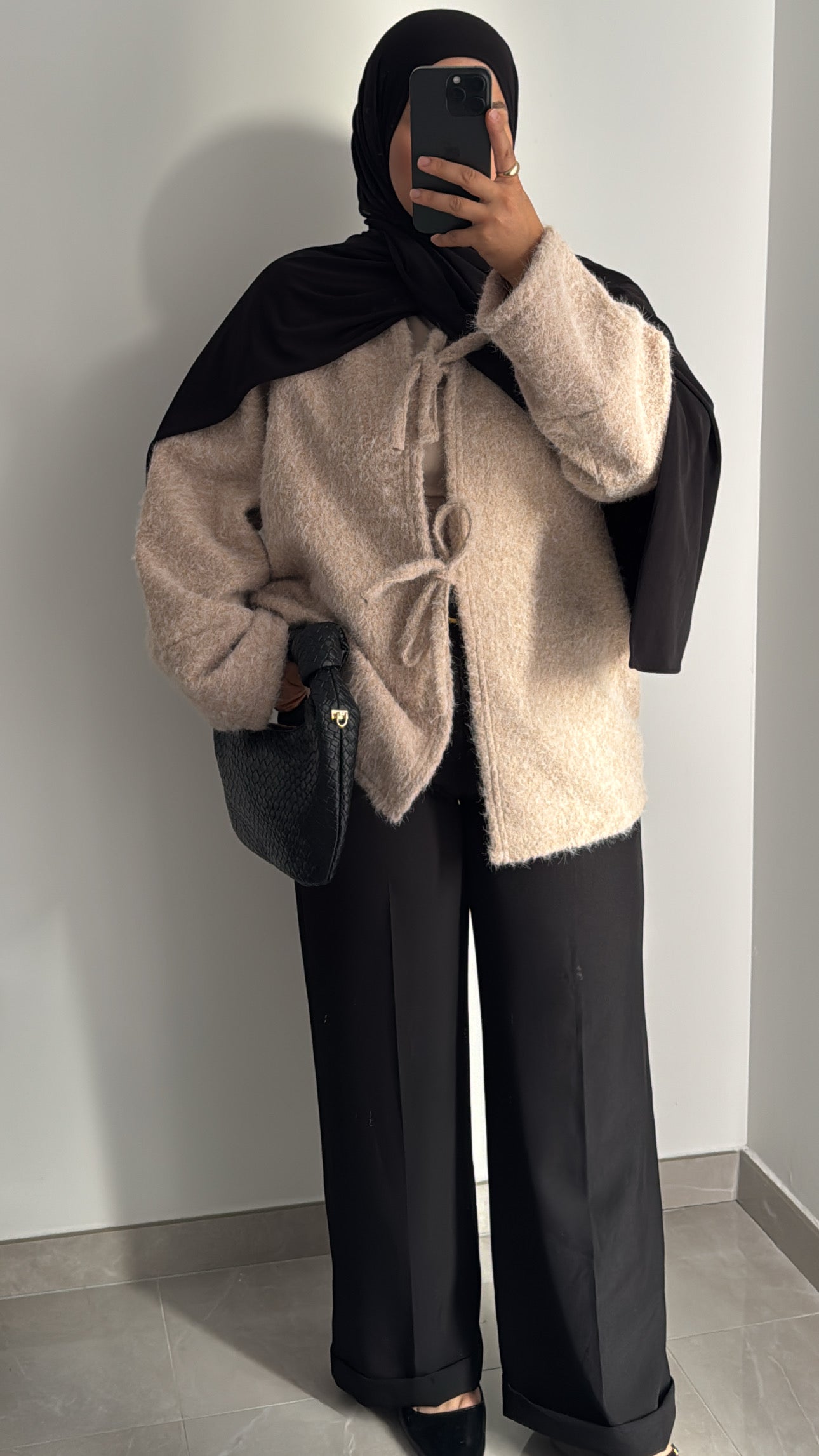 Gilet doux à noeud - BEIGE