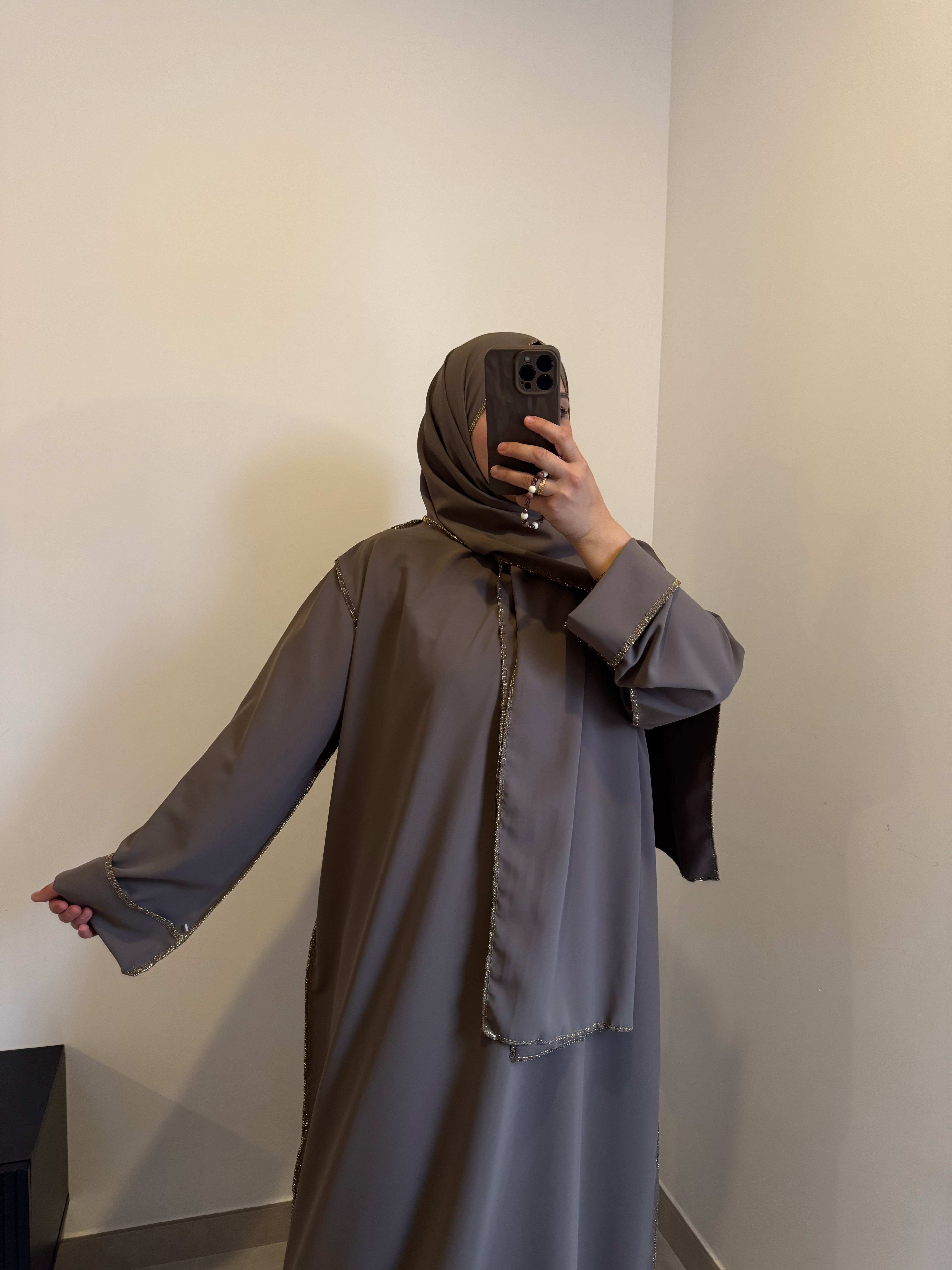 Robe de prière avec voile intégré - TAUPE