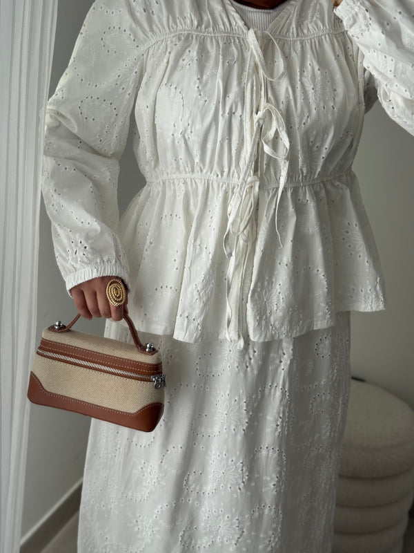 Ensemble broderie anglaise – BLANC
