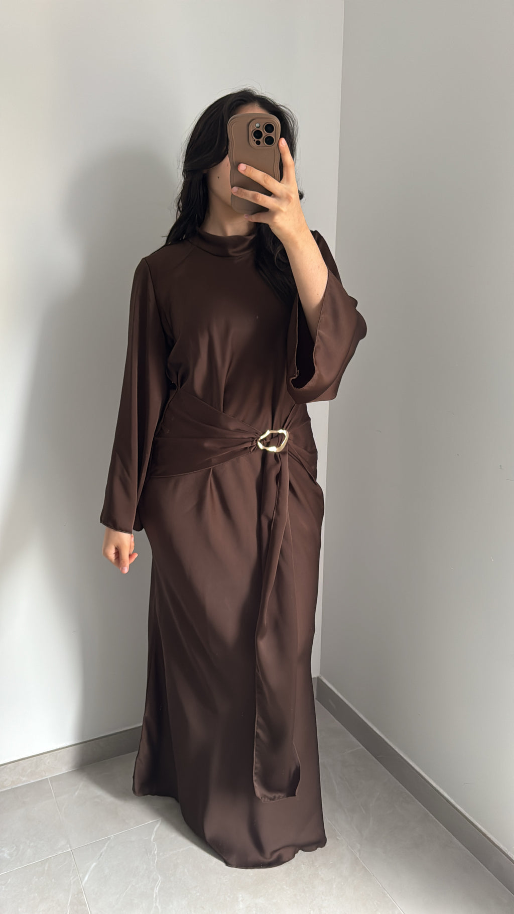 Robe satinée - MARRON