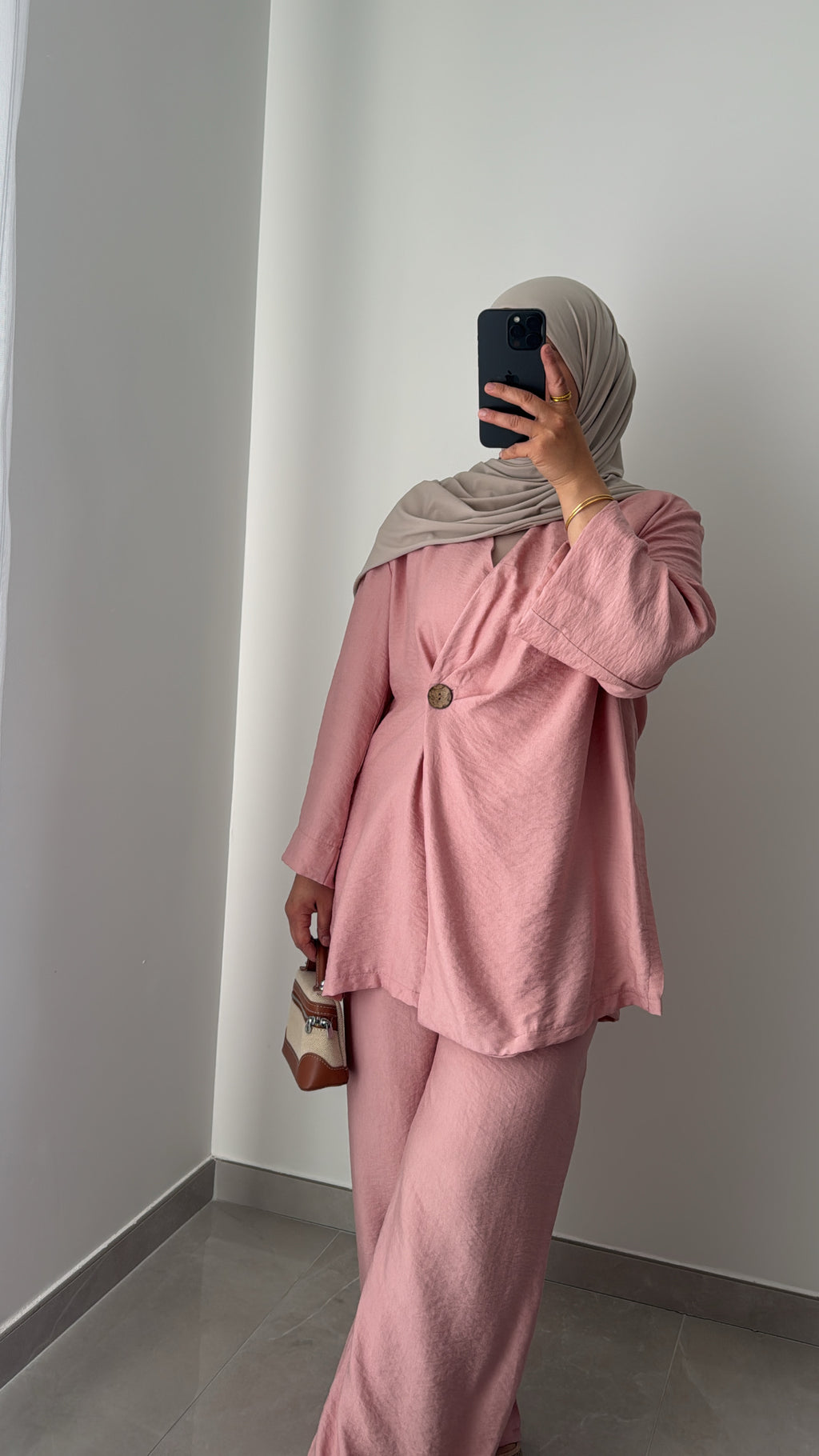 Ensemble Elira - ROSE