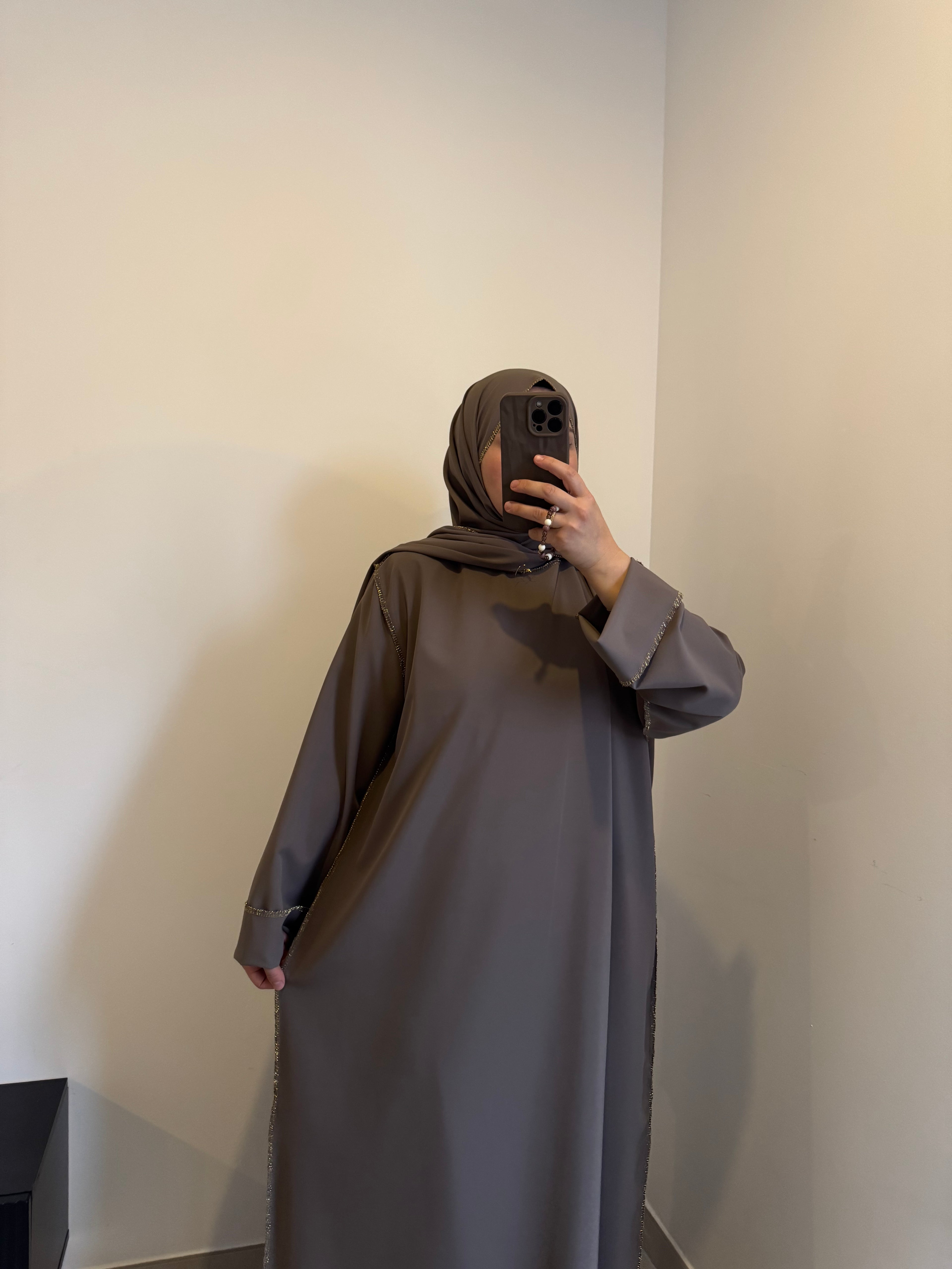 Robe de prière avec voile intégré - TAUPE