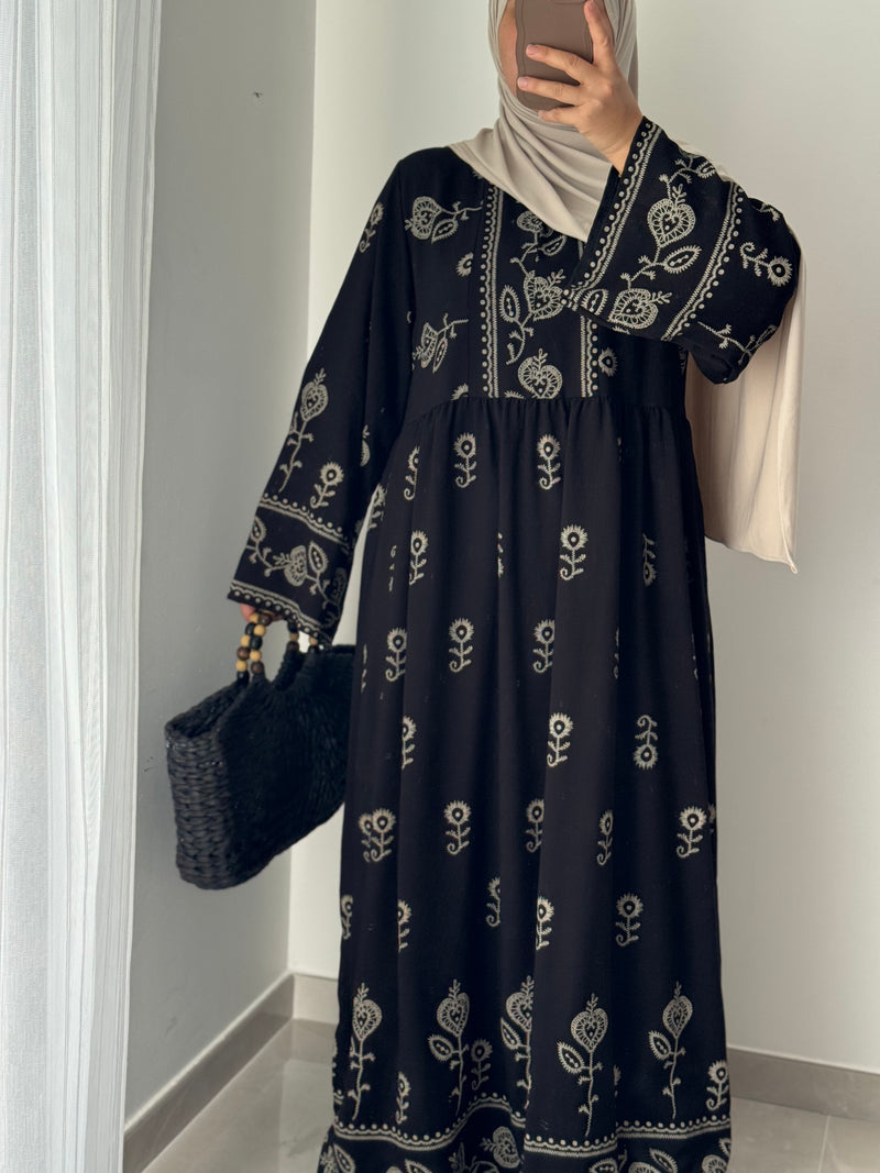 Robe brodée NOUR – NOIR