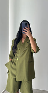 ENSEMBLE BLAZER & BERMUDA – VERT ANIS
