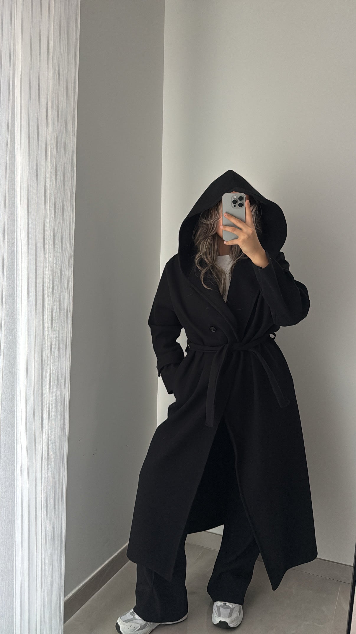 Manteau long avec capuche - NOIR