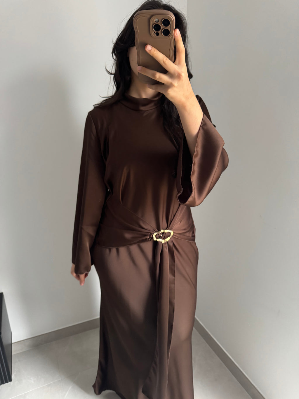 Robe satinée - MARRON